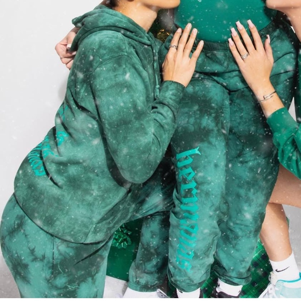 Women's Green Tie-Dye set